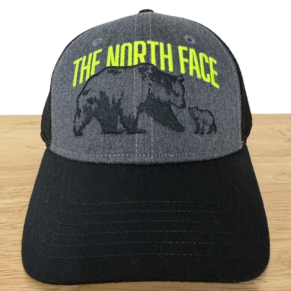 NEW The North Face Mudder Trucker Hat Mens ONE SIZE Grey Black Bear Snapback